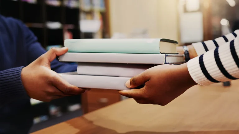 shutterstock2_2353231697